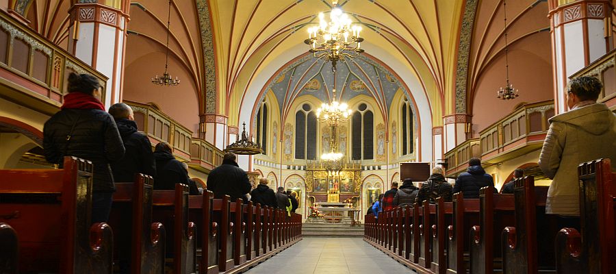 MSZE ŚWIĘTE W NIEDZIELĘ 22 MARCA